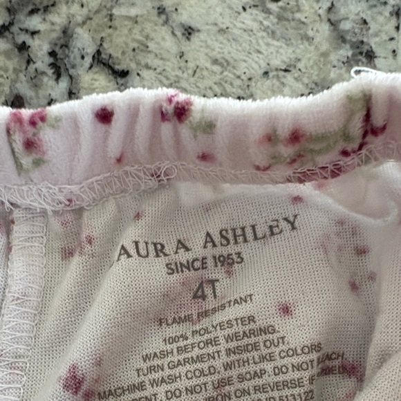 Laura Ashley Kids Light Pink Floral Pajama Set - Picture 8 of 8